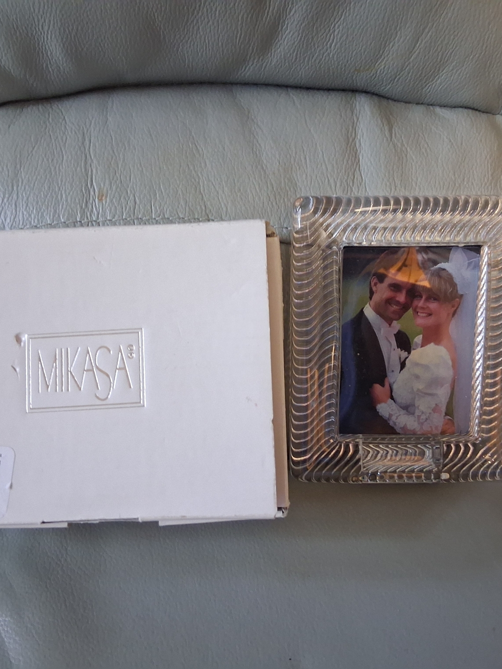 NIB Vintage Mikasa Crystal Picture Frame